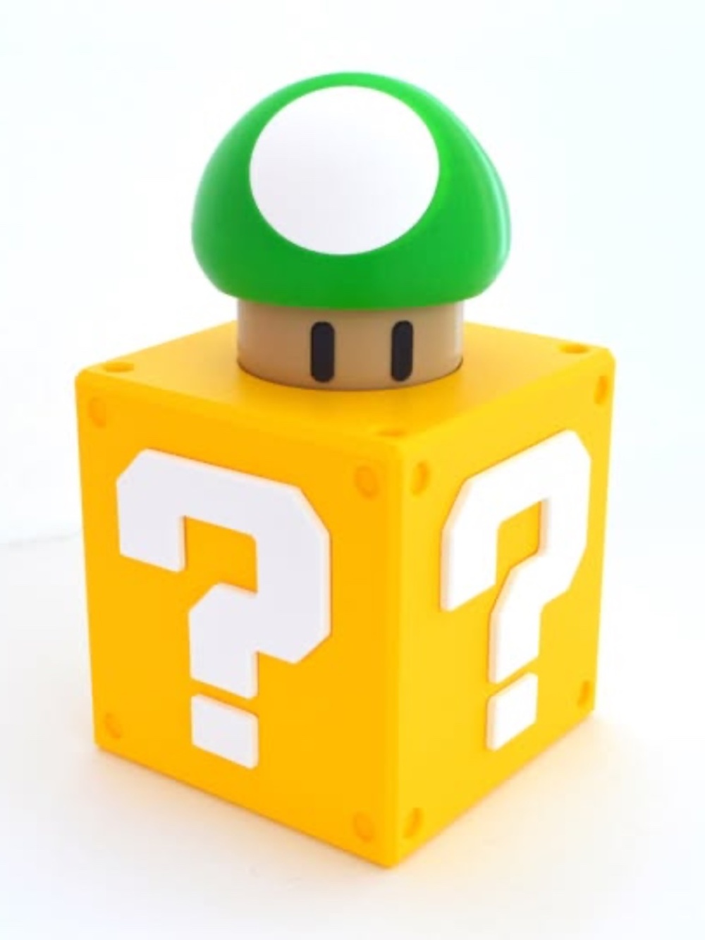 3D Mario kleenex cover box with 3' container mushroom, I can make it color choic